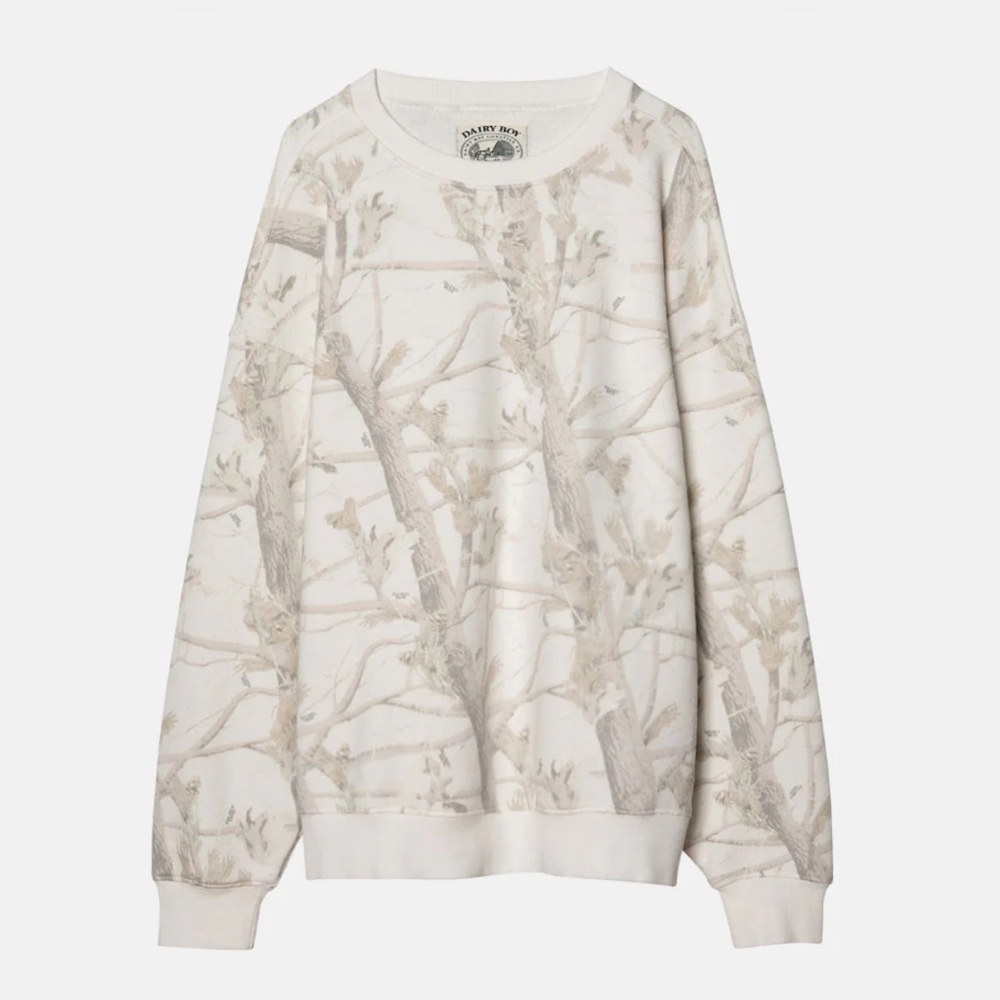NWT Dairy Boy Camo Sweatshirt